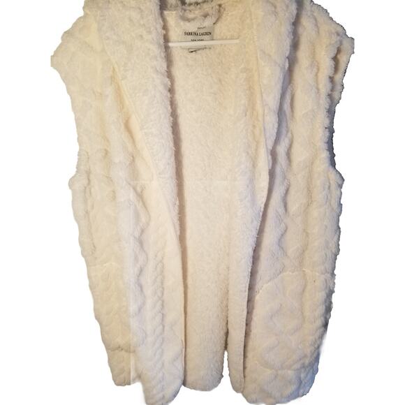 Women’s Sleeveless Cardigan Vest One Size Ivory Fuzzy Long Sku A158 - Picture 1 of 6